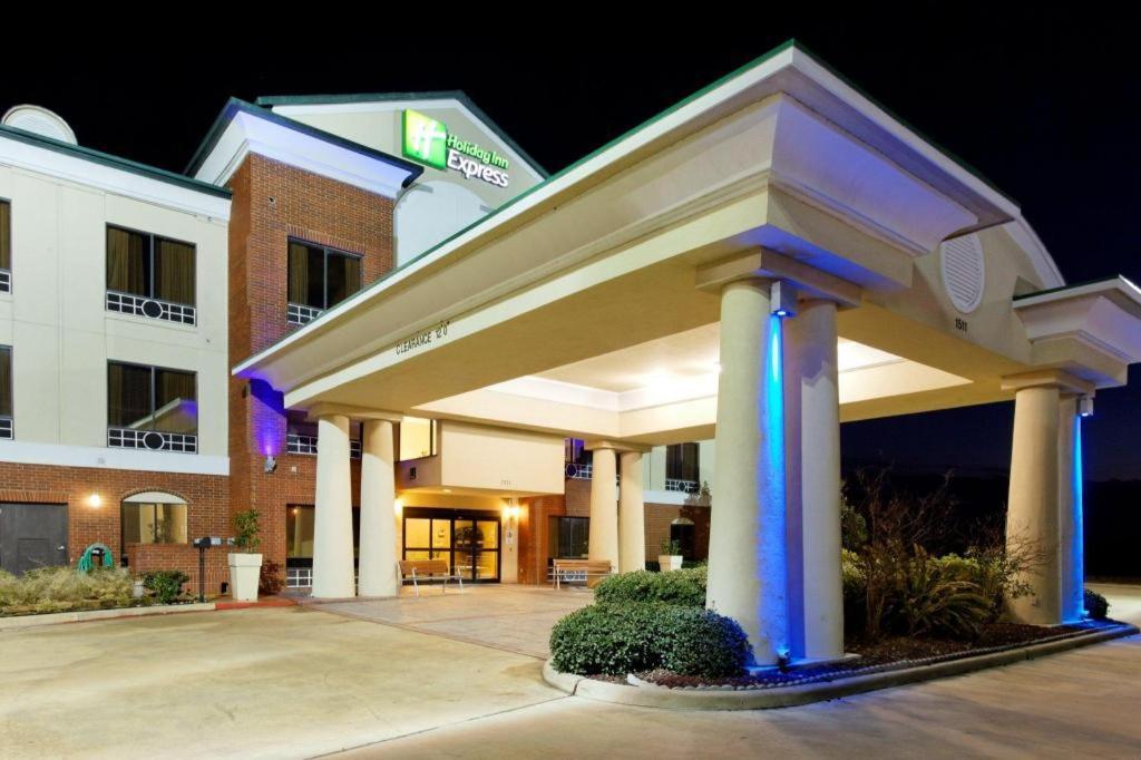 Holiday Inn Express Crockett By Ihg Zewnętrze zdjęcie
