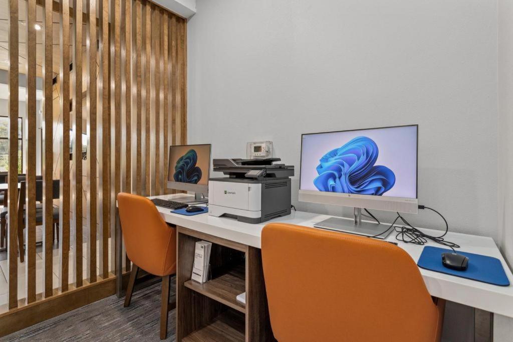 Holiday Inn Express Crockett By Ihg Zewnętrze zdjęcie